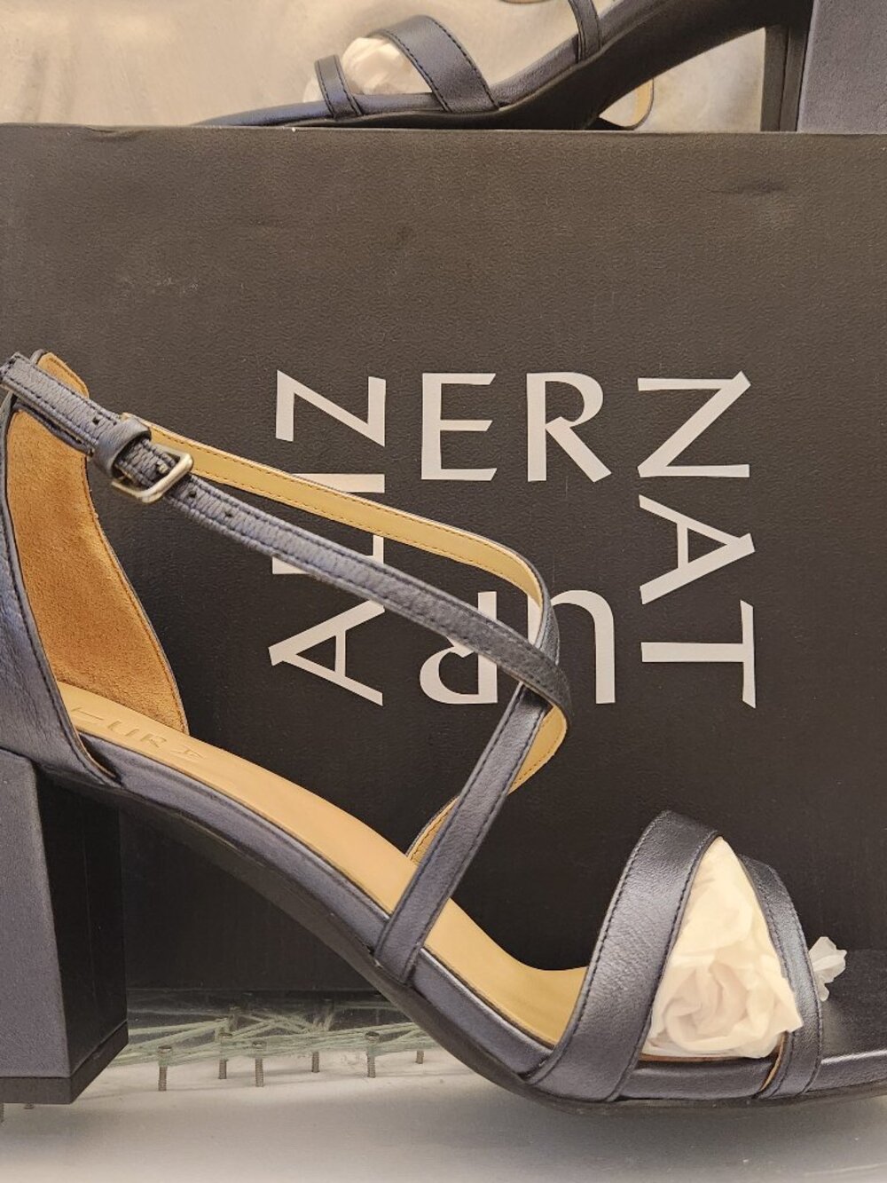 Naturalizer Navy Blue Leather Metallic "Tiff" Heeled Sanda. NIB. Size 9.5
